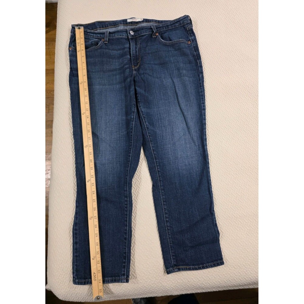 Levi's Boyfriend Jeans Size 32 Classic Medium Dark Wash Stretch Straight Leg - Picture 9 of 11